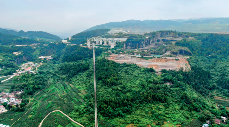 采礦與環(huán)保并行 豐都如何憑借生態(tài)資源監(jiān)測(cè)贏得環(huán)保大獎(jiǎng)